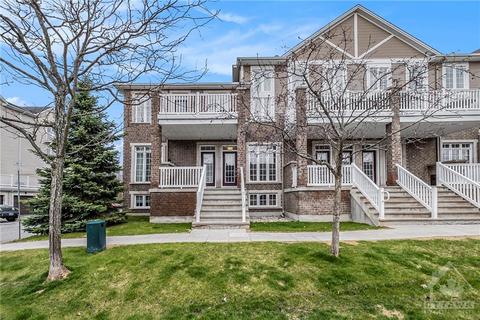 282 Kinghaven Crescent, House attached with 2 bedrooms, 1 bathrooms and 2 parking in Ottawa ON | Card Image
