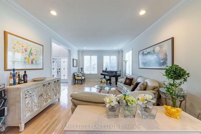 2 Wallingford Crt, House detached with 4 bedrooms, 4 bathrooms and 12 parking in Markham ON | Image 39