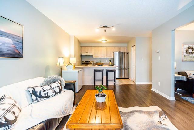 98 Aspen Springs Dr, Condo with 1 bedrooms, 1 bathrooms and 2 parking in Clarington ON | Image 20