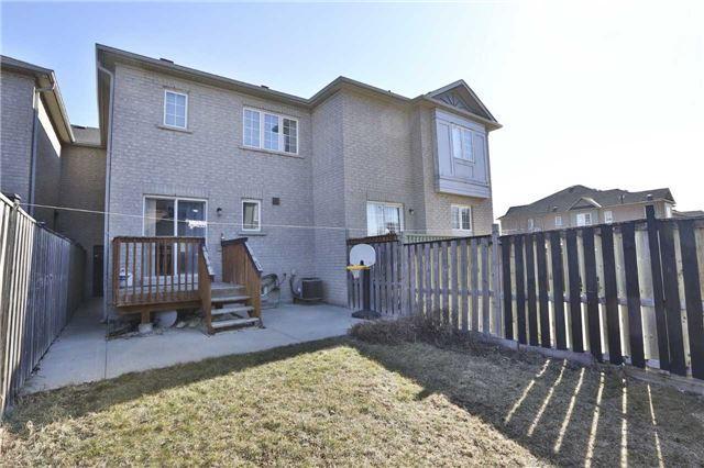 96 Brussels Ave, House attached with 3 bedrooms, 4 bathrooms and 2 parking in Brampton ON | Image 20