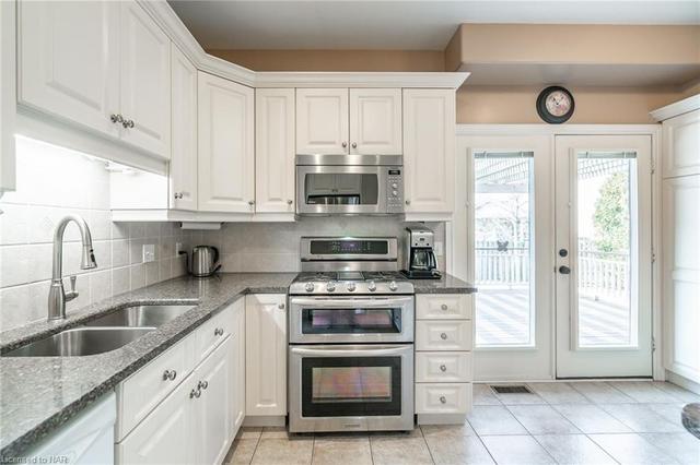 55 Nicholas Drive, House detached with 4 bedrooms, 4 bathrooms and 4 parking in St. Catharines ON | Image 18
