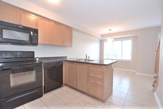 9 - 6020 Derry Rd, House attached with 2 bedrooms, 3 bathrooms and 2 parking in Milton ON | Image 11