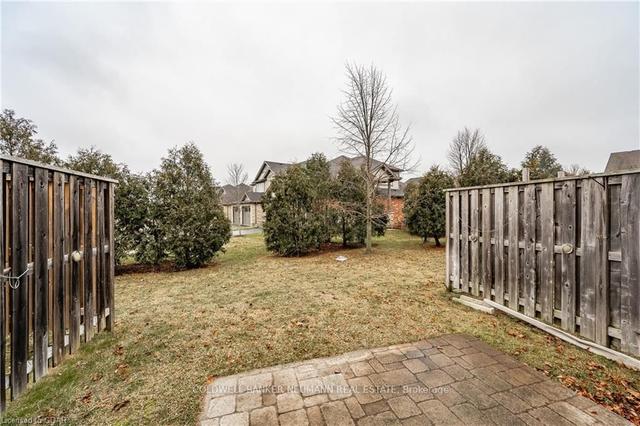 86 Lambeth Way, Townhouse with 3 bedrooms, 3 bathrooms and 2 parking in Guelph ON | Image 30
