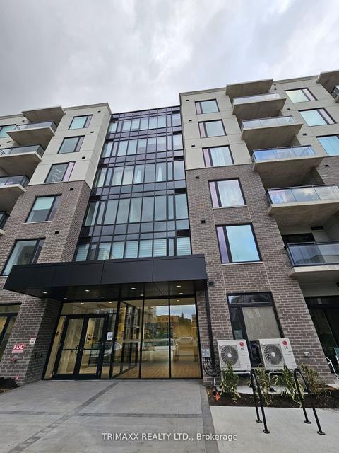 501 - 103 Rogers St, Condo with 2 bedrooms, 1 bathrooms and 1 parking in Waterloo ON | Card Image