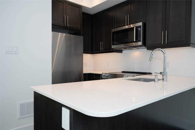 11 - 52 Holmes Ave, Townhouse with 2 bedrooms, 2 bathrooms and 1 parking in Toronto ON | Image 25