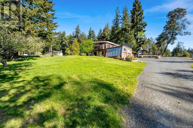 544 Windthrop Rd, House detached with 3 bedrooms, 3 bathrooms and 5 parking in Colwood BC | Image 35
