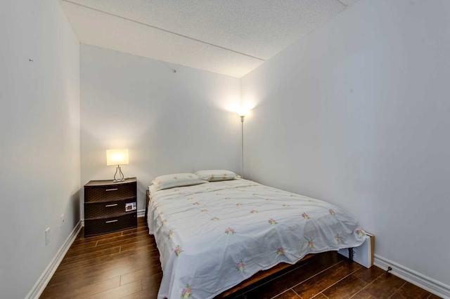 205 - 1810 Walkers Line, Condo with 1 bedrooms, 1 bathrooms and 1 parking in Burlington ON | Image 2