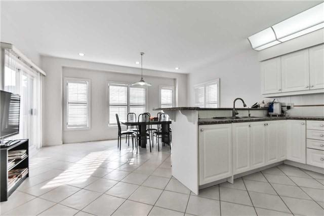 218 Boake Tr, House detached with 5 bedrooms, 5 bathrooms and 6 parking in Richmond Hill ON | Image 7