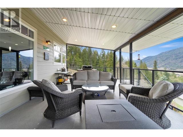 8097 Seed Road, House detached with 5 bedrooms, 4 bathrooms and 4 parking in North Okanagan F BC | Image 31