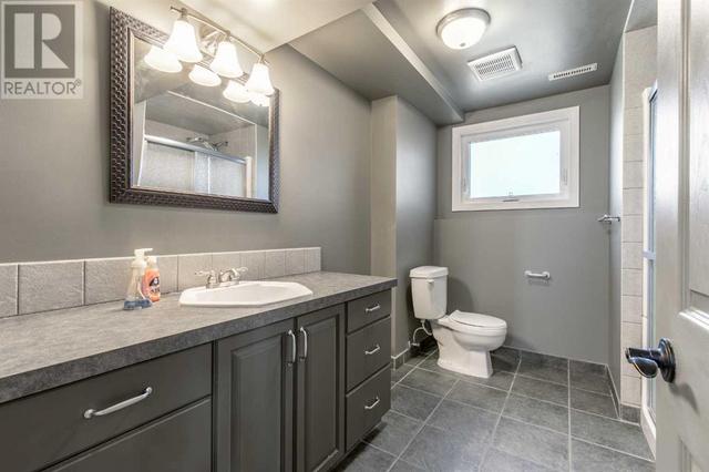 1912 18 Street N, House detached with 4 bedrooms, 2 bathrooms and 4 parking in Lethbridge AB | Image 29