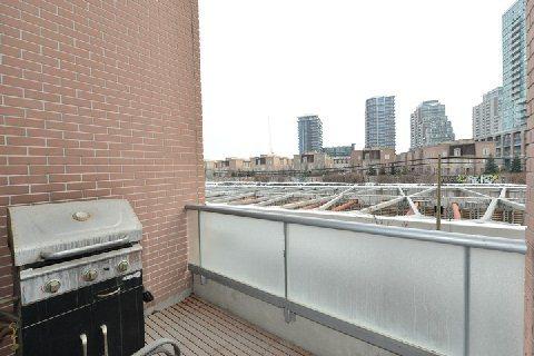 314 - 1 Shaw St, Condo with 1 bedrooms, 1 bathrooms and 1 parking in Toronto ON | Image 7