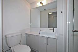 501e - 576 Front St W, Condo with 0 bedrooms, 1 bathrooms and 0 parking in Toronto ON | Image 10
