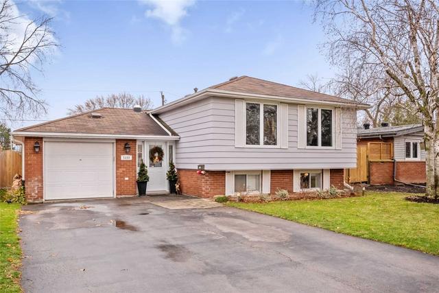 5490 Hixon Ave, House detached with 3 bedrooms, 2 bathrooms and 5 parking in Burlington ON | Image 1