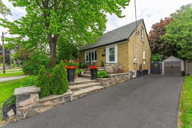 5 Ashdean Dr, House detached with 3 bedrooms, 3 bathrooms and 4 parking in Toronto ON | Image 22