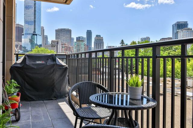 409 - 181 Davenport Rd, Condo with 2 bedrooms, 2 bathrooms and 2 parking in Toronto ON | Image 14