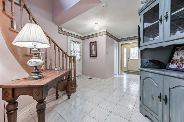 146 Major Buttons Dr, House detached with 4 bedrooms, 3 bathrooms and 6 parking in Markham ON | Image 7