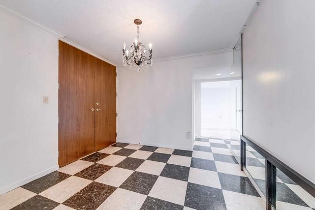9d - 66 Collier St, Condo with 3 bedrooms, 2 bathrooms and 1 parking in Toronto ON | Image 32