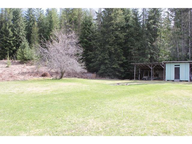 226 Burton Main Road, House detached with 3 bedrooms, 2 bathrooms and null parking in Central Kootenay K BC | Image 33