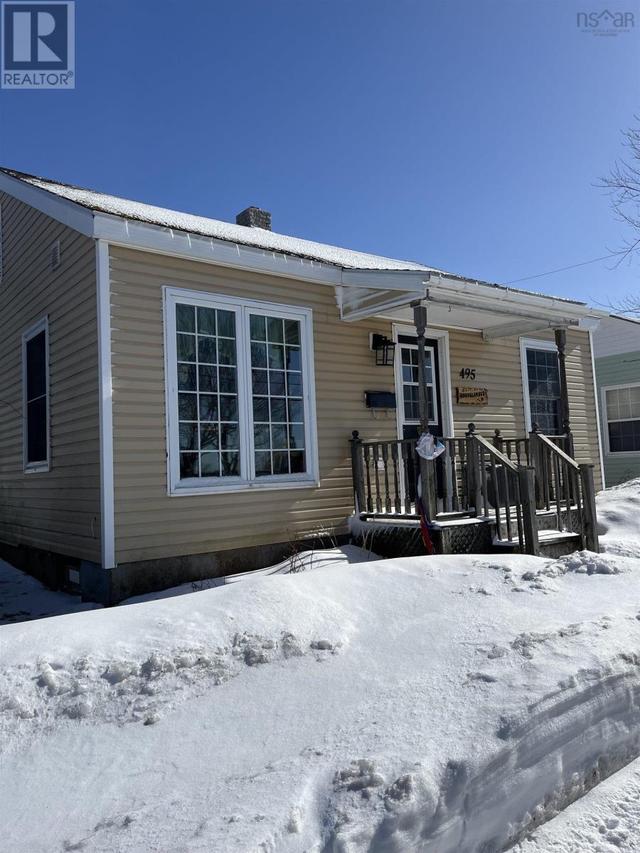 495 High Street, House detached with 2 bedrooms, 1 bathrooms and null parking in New Glasgow NS | Image 4