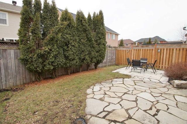 950 Lancaster Blvd, House detached with 3 bedrooms, 4 bathrooms and 3 parking in Milton ON | Image 26