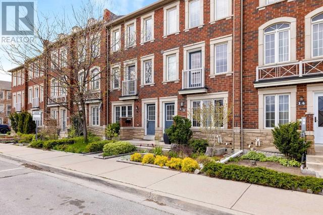 10 Jim Baird Mews, House attached with 4 bedrooms, 4 bathrooms and 1 parking in Toronto ON | Image 1
