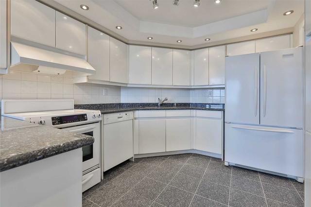 1608 - 1 Clark Ave, Condo with 2 bedrooms, 2 bathrooms and 1 parking in Vaughan ON | Image 15