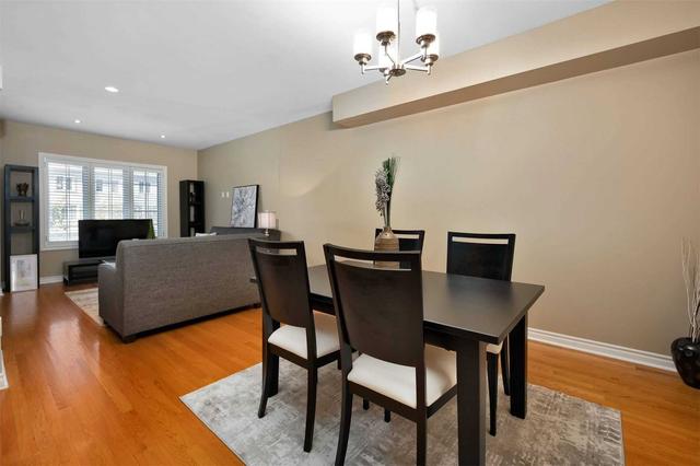 11 Rodeo Crt, House attached with 3 bedrooms, 3 bathrooms and 2 parking in Toronto ON | Image 34
