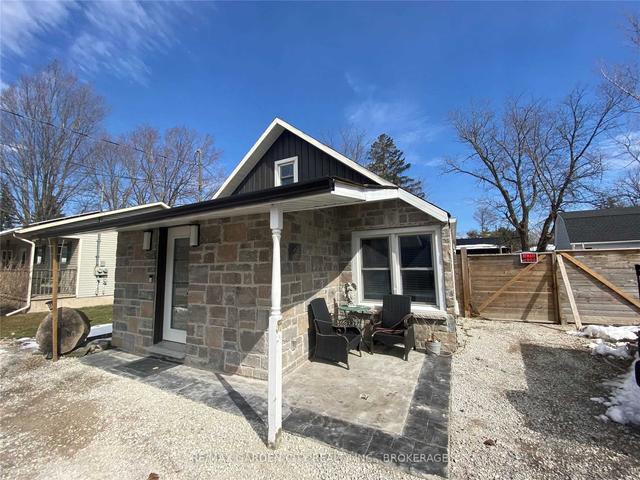 498 North Mill St, House detached with 3 bedrooms, 1 bathrooms and 3 parking in Fort Erie ON | Image 15