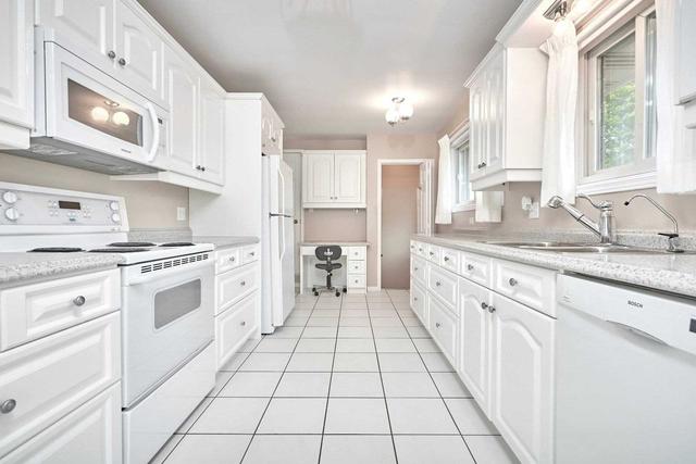 339 Eighth St, House detached with 3 bedrooms, 2 bathrooms and 5 parking in Midland ON | Image 10