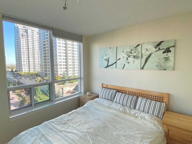802 - 17 Barberry Pl, Condo with 2 bedrooms, 2 bathrooms and 1 parking in Toronto ON | Image 2