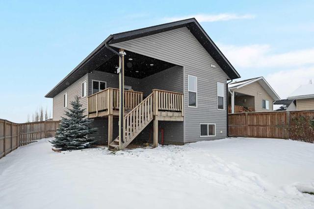 7 Jaspar Gate, House detached with 4 bedrooms, 2 bathrooms and 3 parking in Red Deer AB | Image 3