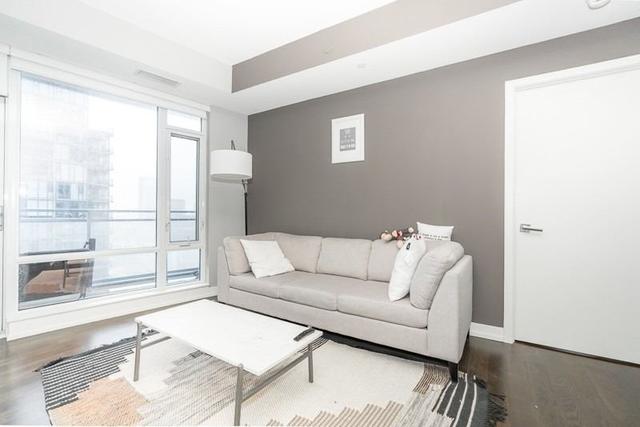 3506 - 21 Widmer St, Condo with 1 bedrooms, 2 bathrooms and 0 parking in Toronto ON | Image 5