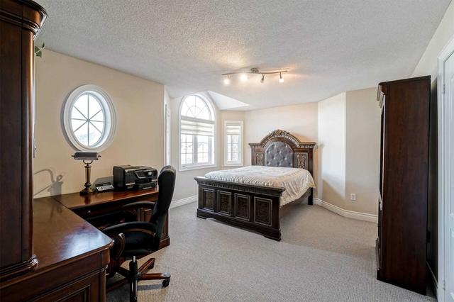 24 Coin St, House detached with 4 bedrooms, 5 bathrooms and 6 parking in Brampton ON | Image 15