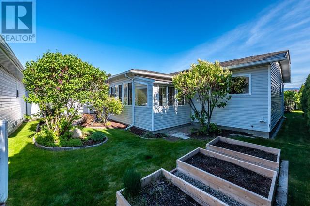 115 Heron Drive, House detached with 2 bedrooms, 2 bathrooms and 2 parking in Penticton 1 BC | Image 6