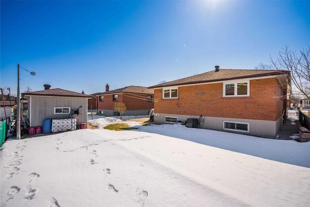 22 Bowhill Cres, House detached with 3 bedrooms, 2 bathrooms and 4 parking in Toronto ON | Image 33