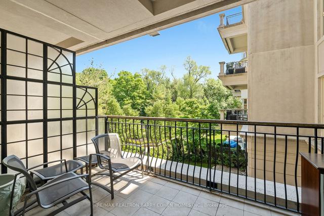 204 - 1 Post Rd, Condo with 2 bedrooms, 3 bathrooms and 2 parking in Toronto ON | Image 9