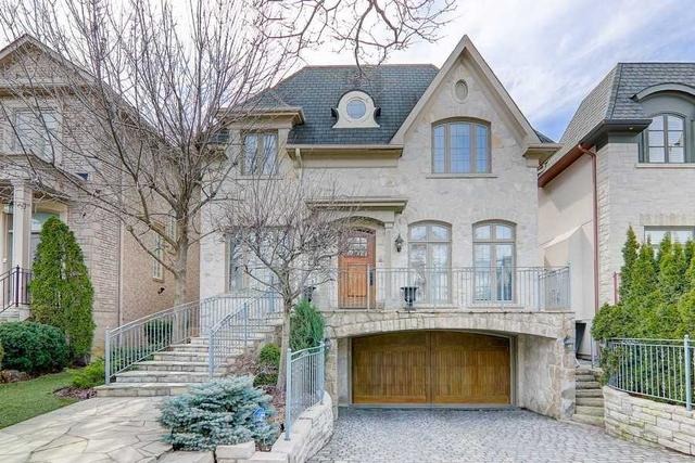 377 Douglas Ave, House detached with 4 bedrooms, 5 bathrooms and 6 parking in Toronto ON | Image 12