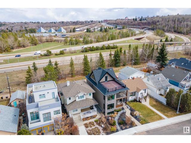 9623 99a St Nw, House detached with 3 bedrooms, 2 bathrooms and null parking in Edmonton AB | Image 45