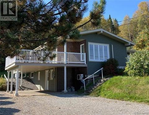 636 Mont Farlagne Road, House detached with 3 bedrooms, 2 bathrooms and null parking in Edmundston NB | Card Image