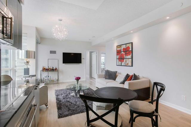 Lph603 - 5162 Yonge St, Condo with 2 bedrooms, 1 bathrooms and 1 parking in Toronto ON | Image 3