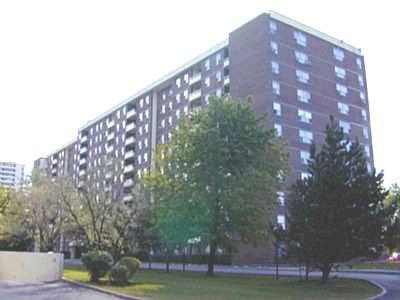 1016 - 175 Hilda Ave, Condo with 2 bedrooms, 1 bathrooms and 1 parking in Toronto ON | Image 1