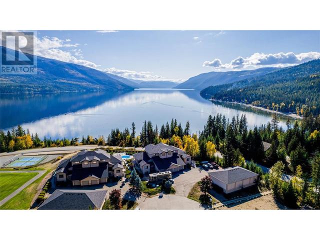 203 - 3473 Lakeview Place, House attached with 3 bedrooms, 2 bathrooms and 2 parking in North Okanagan F BC | Image 4