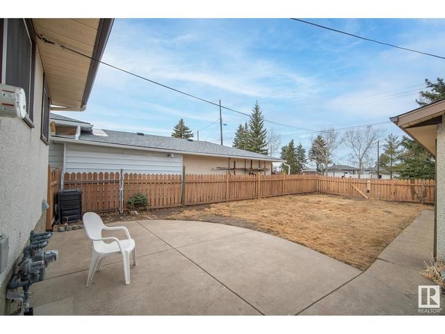 9016 135a Av Nw, House detached with 3 bedrooms, 1 bathrooms and 4 parking in Edmonton AB | Image 51