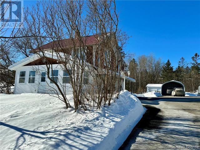 259 Main Street, House detached with 5 bedrooms, 2 bathrooms and null parking in Plaster Rock NB | Image 5