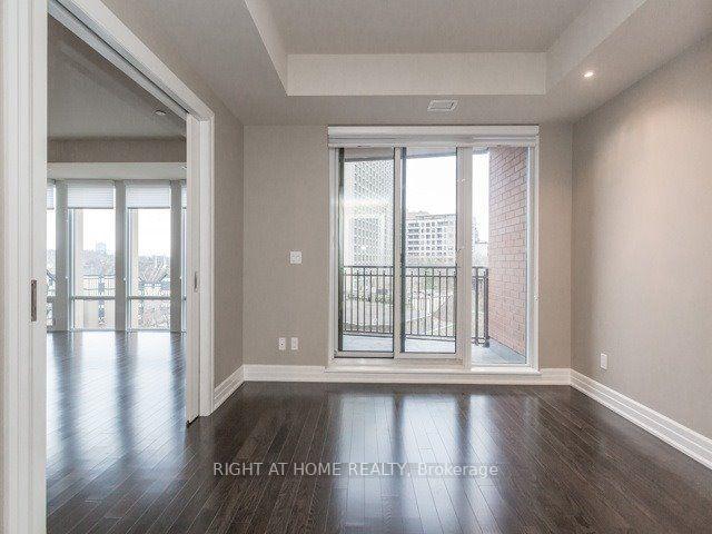 612 - 30 Old Mill Rd N, Condo with 2 bedrooms, 2 bathrooms and 1 parking in Toronto ON | Image 3