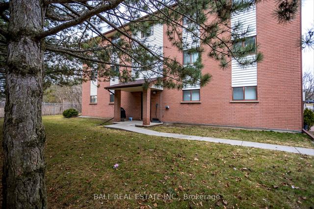 304 - 1429 Clearview Dr, Condo with 2 bedrooms, 2 bathrooms and 1 parking in Peterborough ON | Image 24