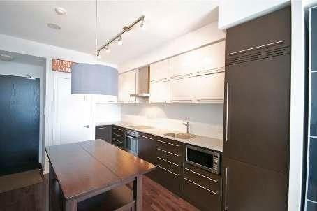 Ph403 - 770 Bay St, Condo with 1 bedrooms, 1 bathrooms and 1 parking in Toronto ON | Image 2