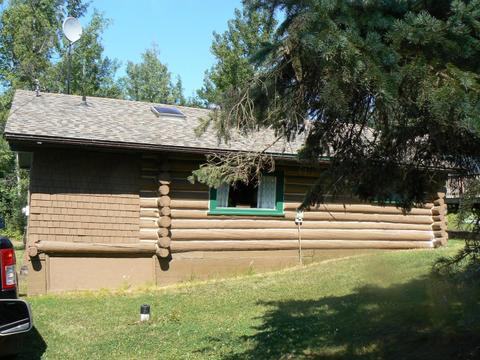 #8 4 Avenue, House detached with 1 bedrooms, 1 bathrooms and 2 parking in Big Lakes County AB | Card Image