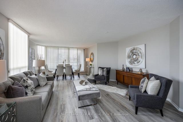 211 - 300 Alton Towers Circ, Condo with 2 bedrooms, 2 bathrooms and 1 parking in Toronto ON | Image 3