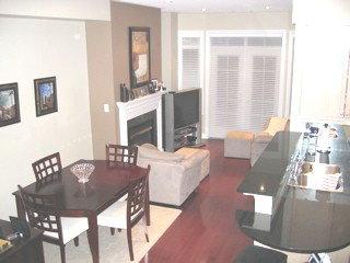 th10 - 3 Rean Dr, Townhouse with 2 bedrooms, 2 bathrooms and 1 parking in Toronto ON | Image 4